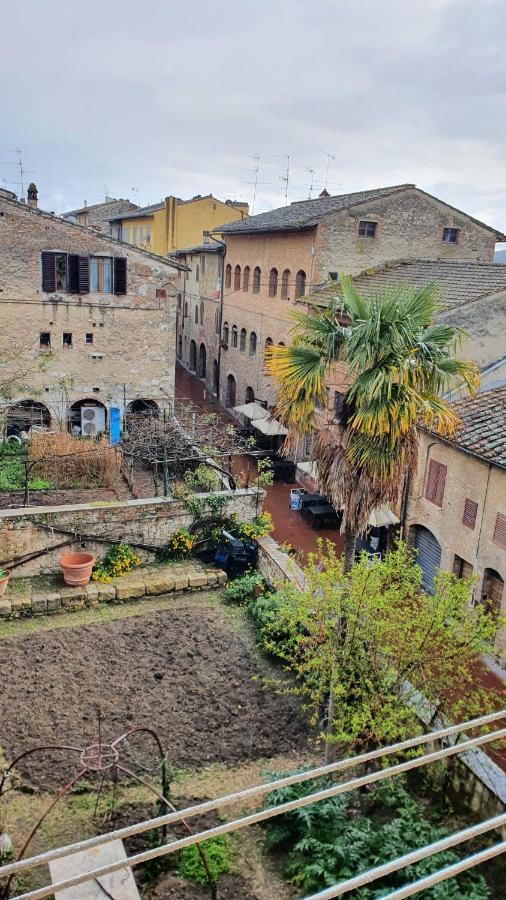 Appartamento Sandrucci San Gimignano Kültér fotó