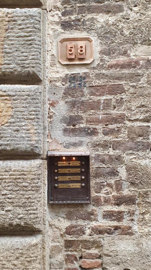 Appartamento Sandrucci San Gimignano Kültér fotó